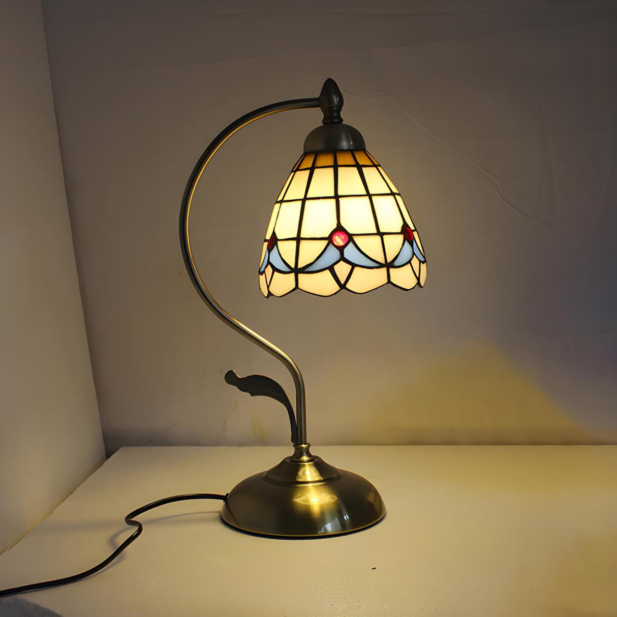 Creative Tiffany Cherry Ball Curved Arm Table Lamp Image - 21