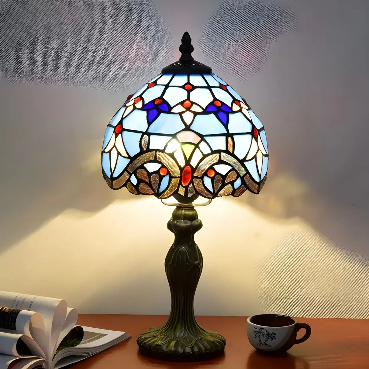 Elegant Baroque Dome Stained Glass Bedroom Table Lamp Image - 4