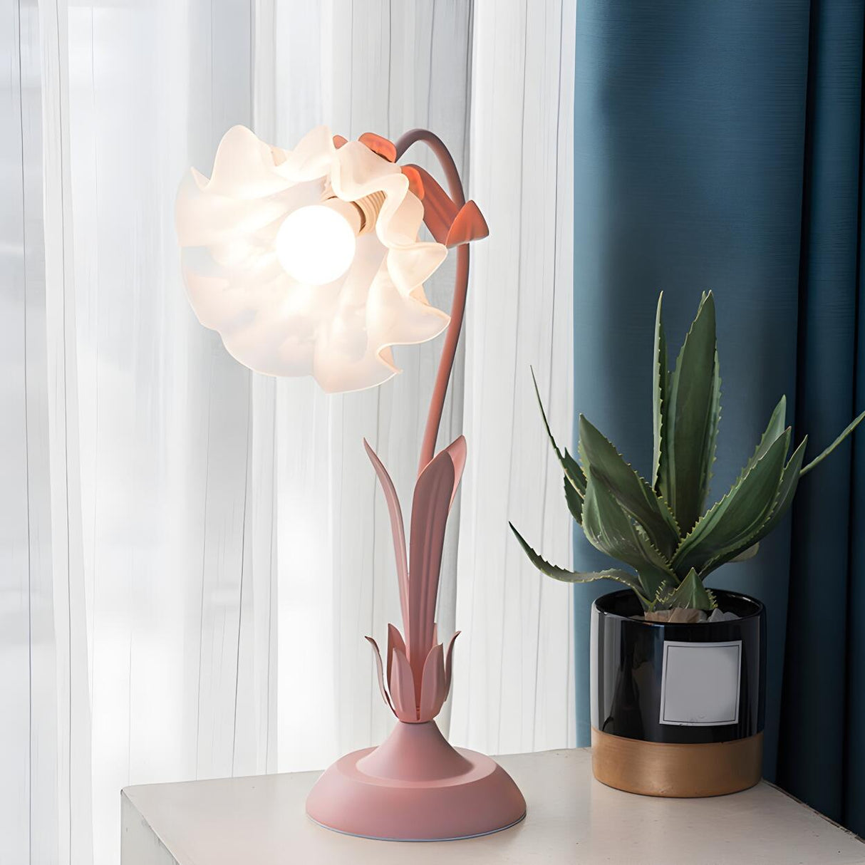 Elegant Bionic Flower Clear Bell Glass Shade Table Lamp Image - 2