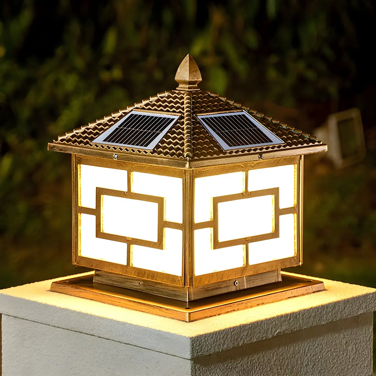 Elegant Chinese Square Metal Solar Outdoor Decor Lamp Image - 3