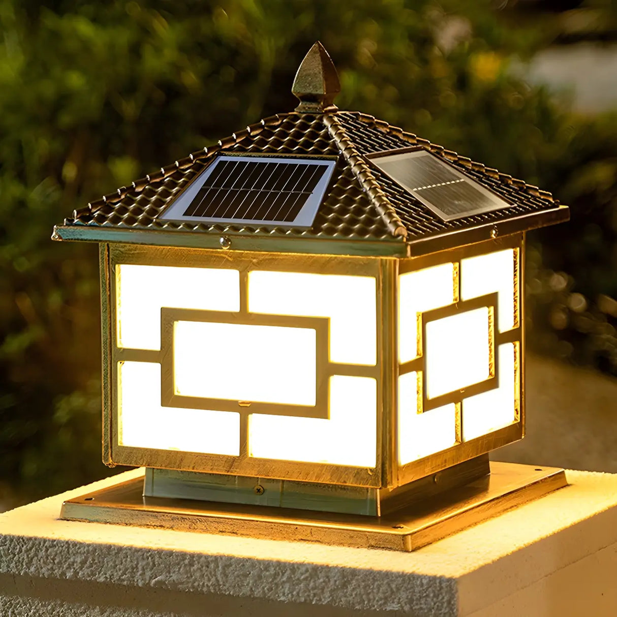 Elegant Chinese Square Metal Solar Outdoor Decor Lamp Image - 8