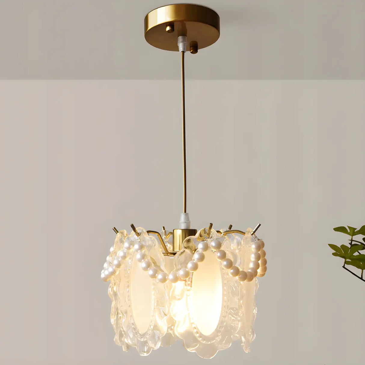 Elegant Clear Crystal Pearl Decor Floral Drum Pendant Light Image - 1