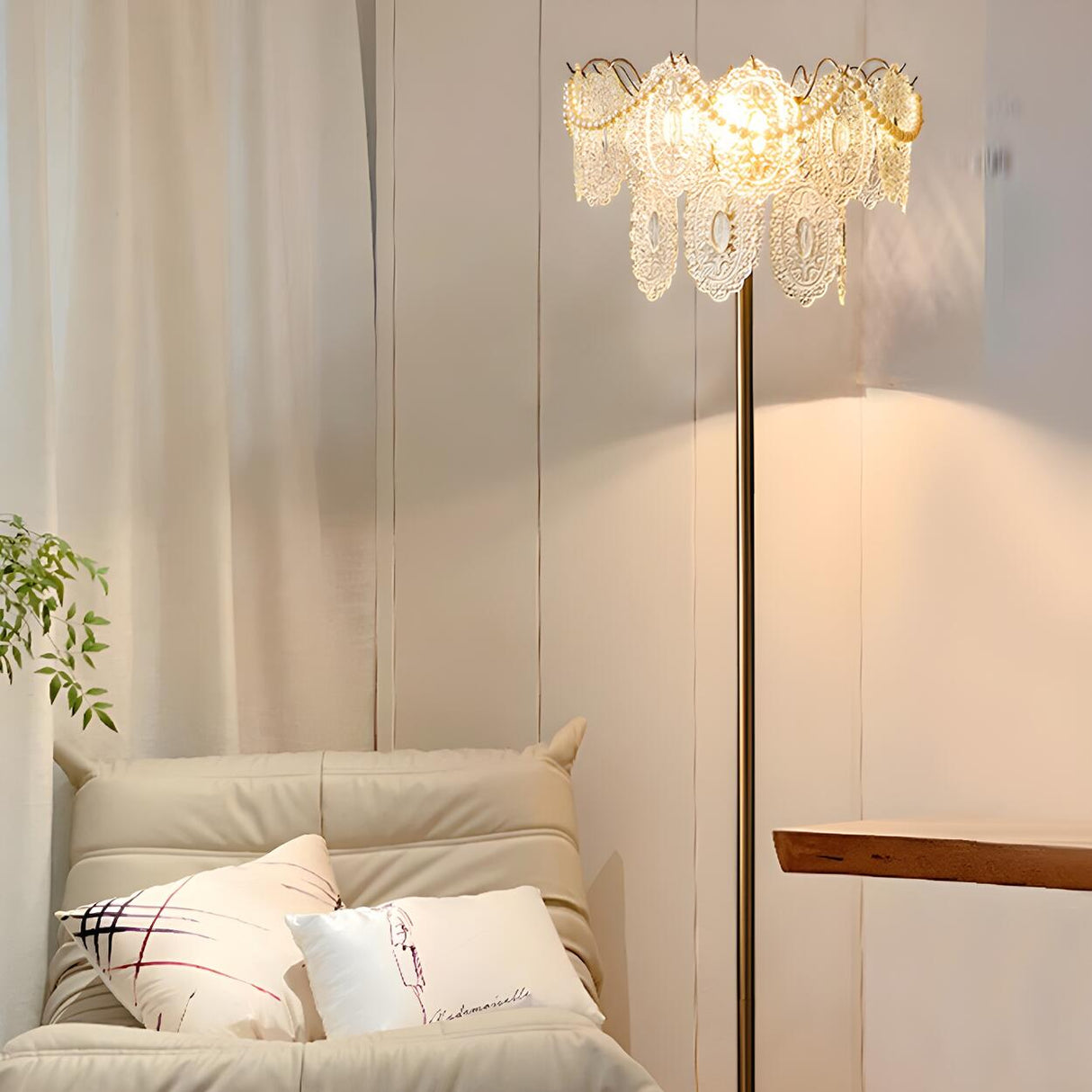 Elegant Clear Crystal Shade and Gold Metal Floor Lamp Image - 3