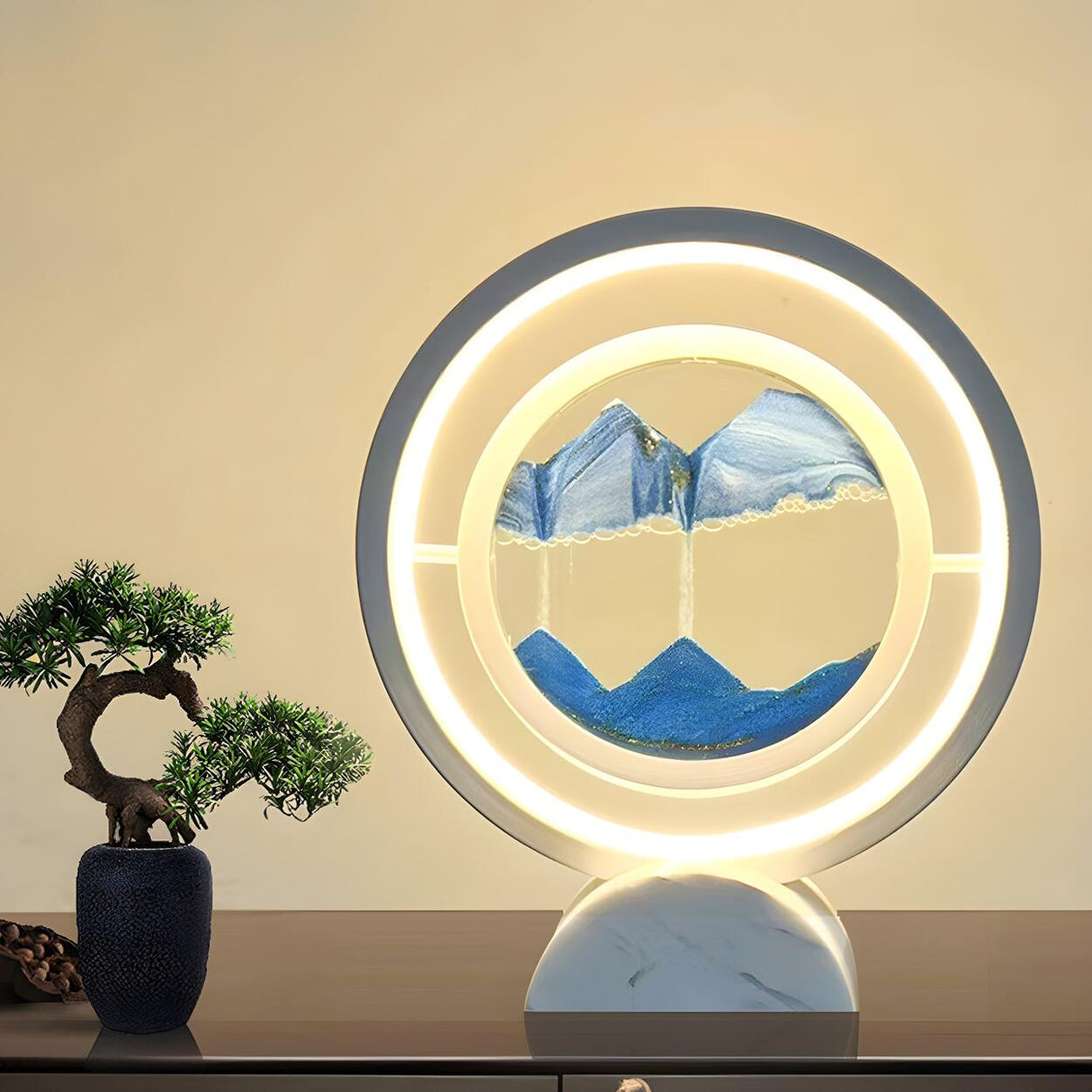 Elegant Creative Circular Sand Art LED Table Lamp Image - 1