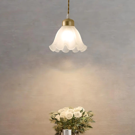 Elegant Floral Glass Pendant Light Adjustable Height Image - 1