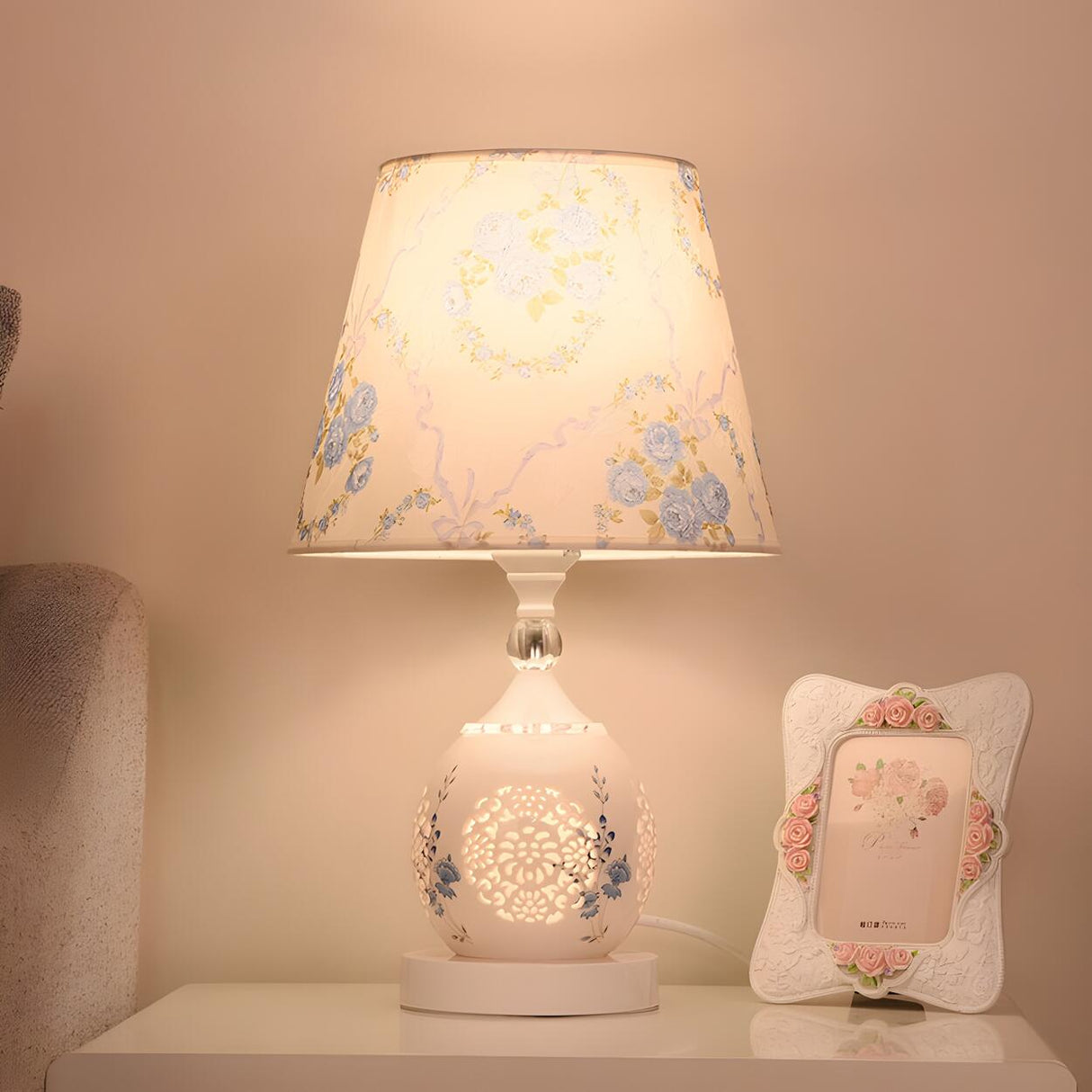 Elegant Floral White Geometric Fabric Shade Table Lamp Image - 5