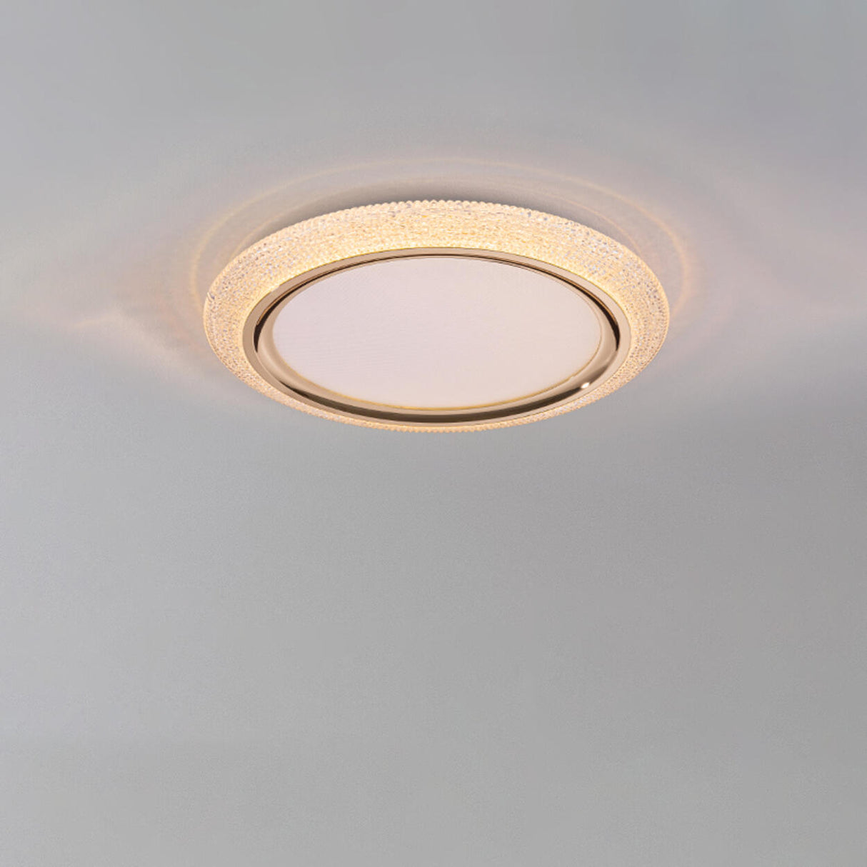 Elegant Gold Circular LED Flush Mount Ceiling Light Image - 3