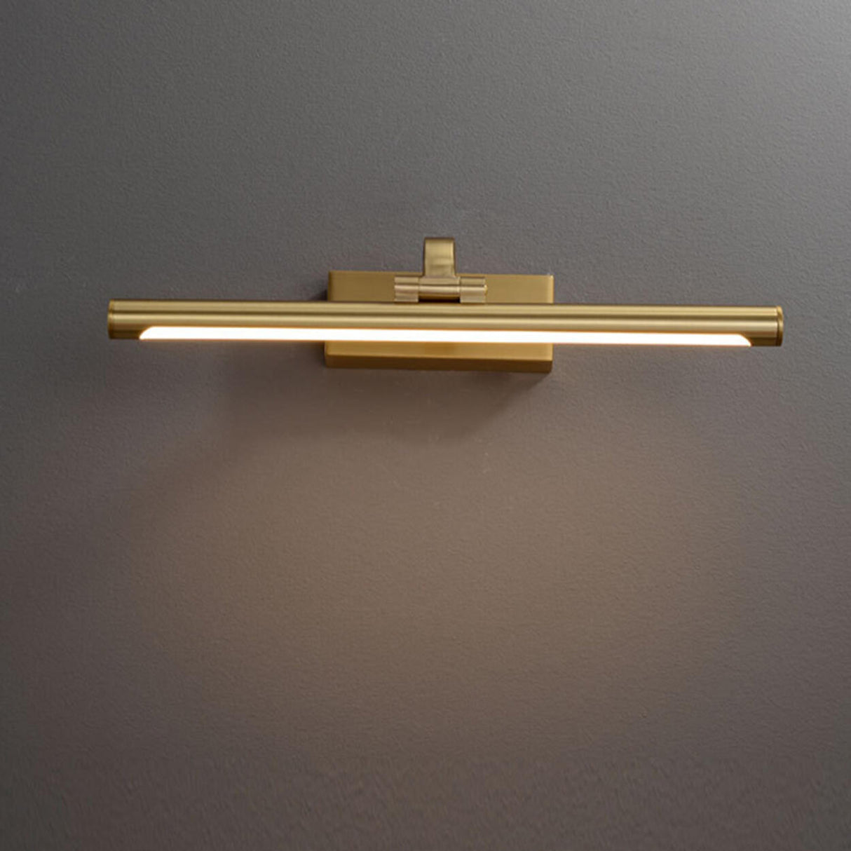 Elegant Gold Cylinder Vanity Mirror Light Fixture Image - 6