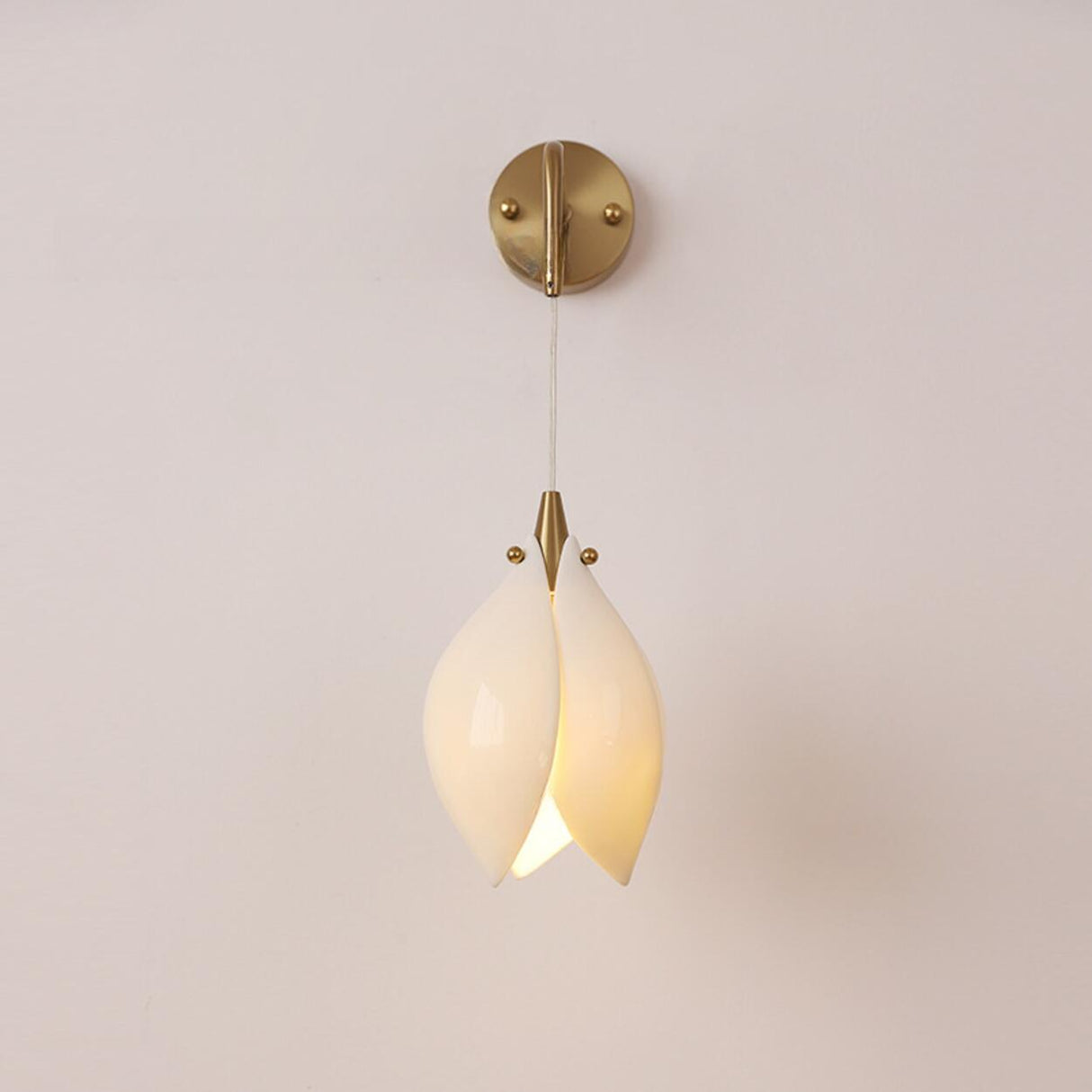 Elegant Gold Tulip Shaped White Ceramics Wall Sconce Image - 17