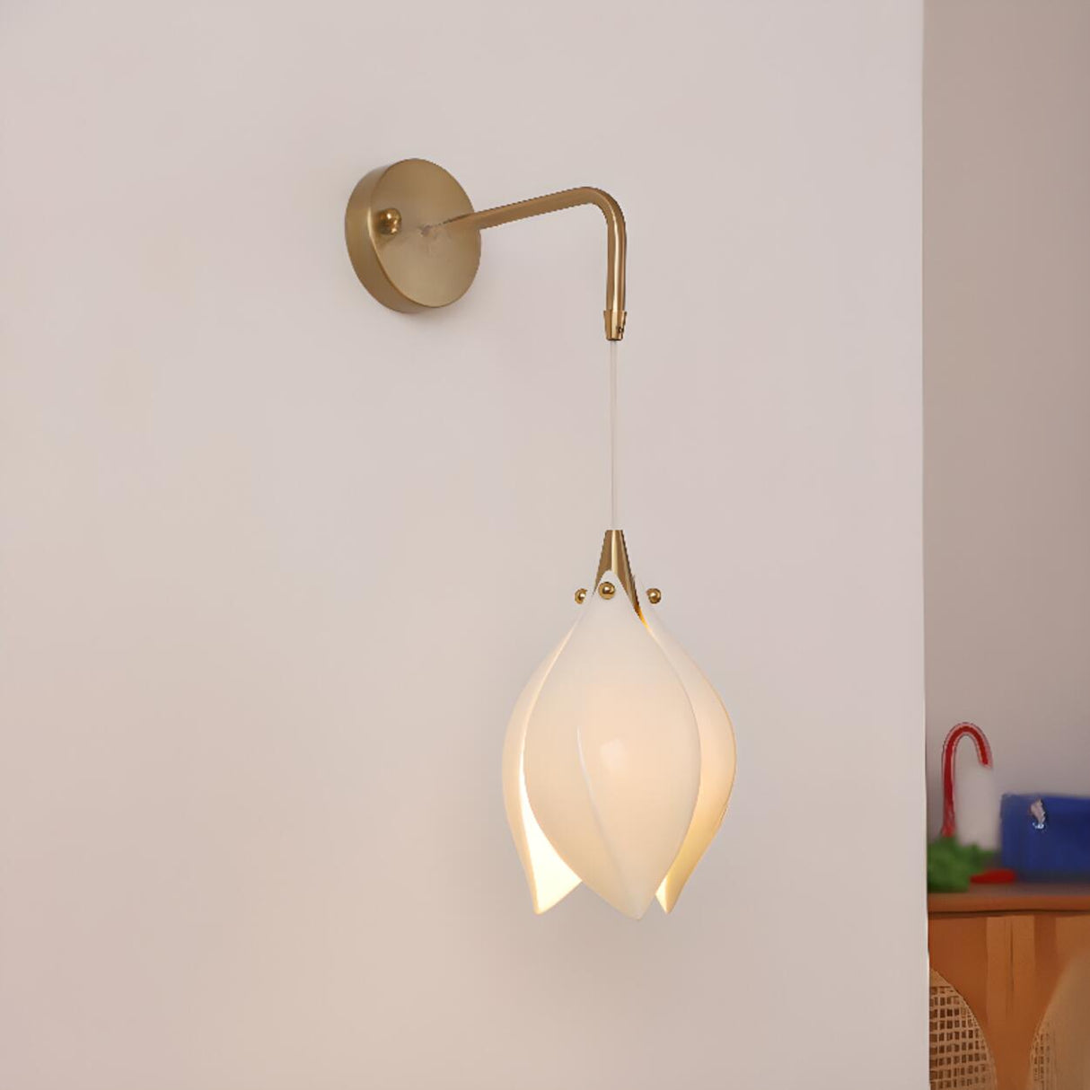 Elegant Gold Tulip Shaped White Ceramics Wall Sconce Image - 4