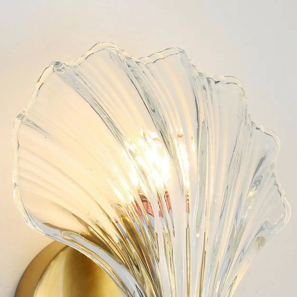 Elegant Modern Gold Shell Sconce Light Fixture Image - 9