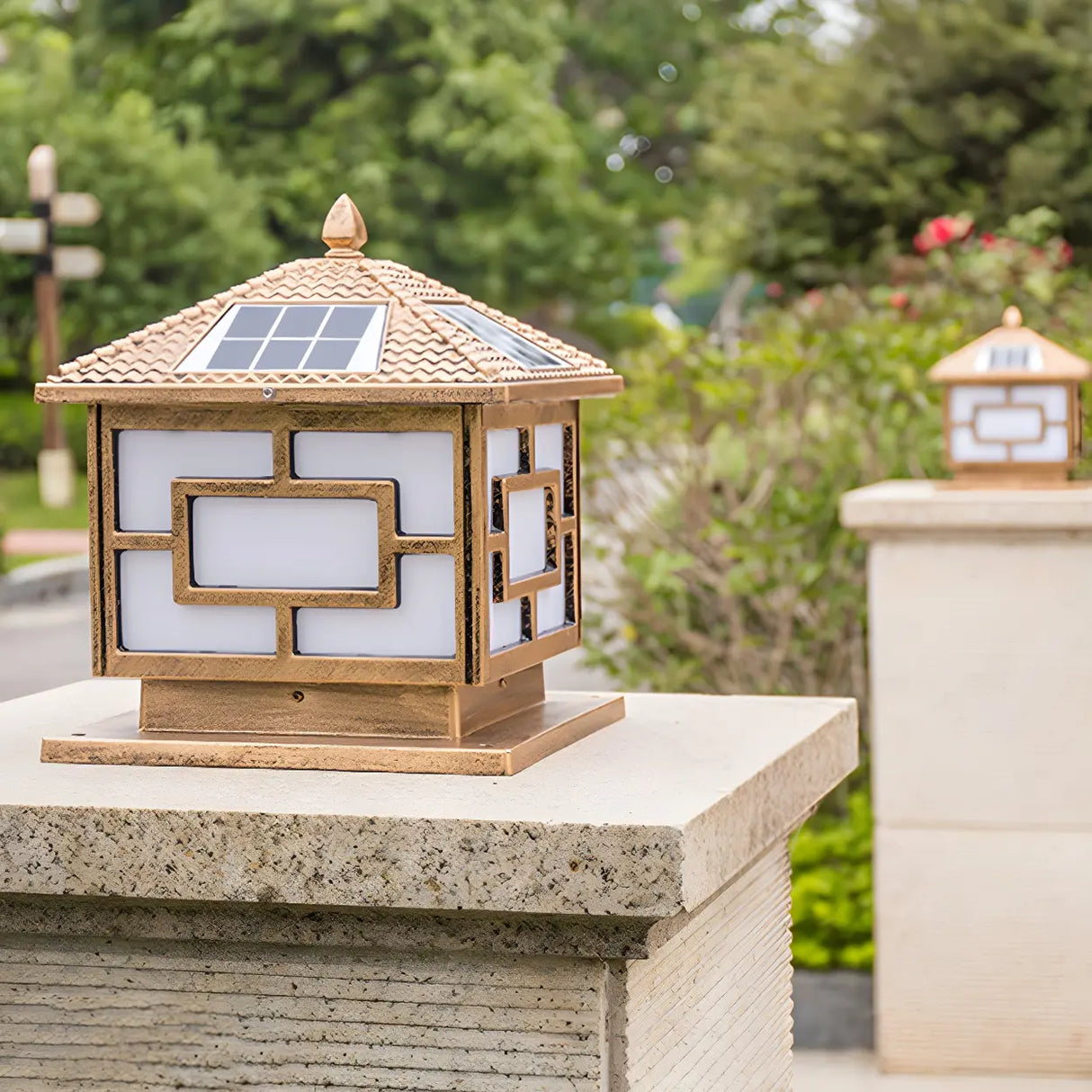 Elegant Oriental Style Square Garden Solar Pillar Lamp Image - 16