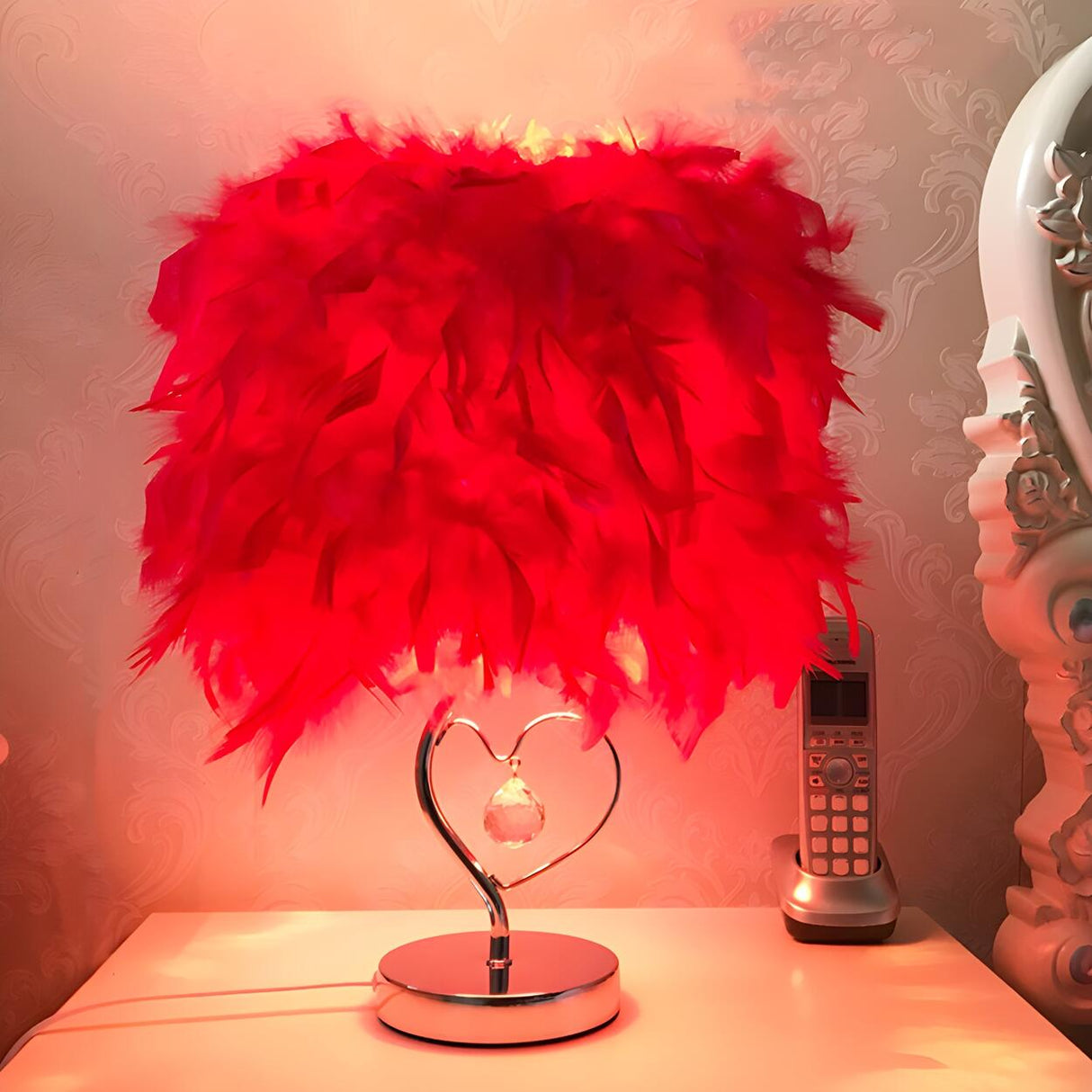 Elegant Romantic Feather Shade Decorative Table Lamp Image - 9