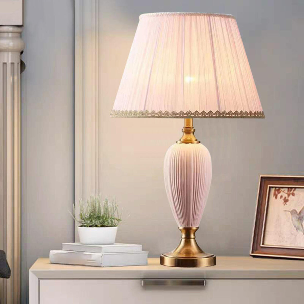 Elegant Romantic Pink Vase Base LED Metal Table Lamp Image - 2