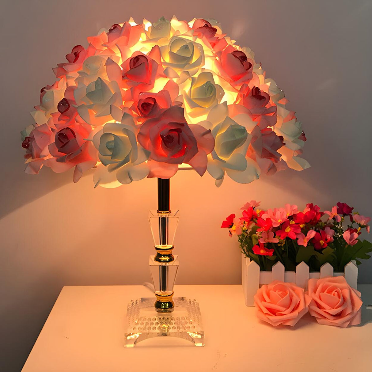 Elegant Romantic Rose Tree Heart Accent Table Lamp Image - 11