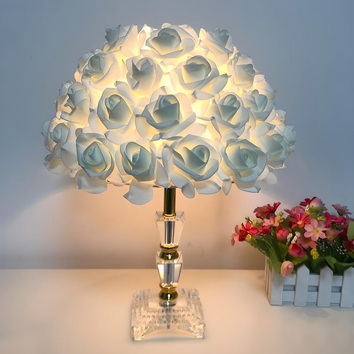 Elegant Romantic Rose Tree Heart Accent Table Lamp Image - 4