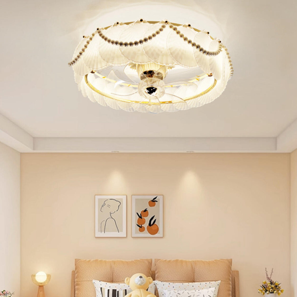 Elegant Round Feathered Glass Shade Ceiling Fan Light Image - 5