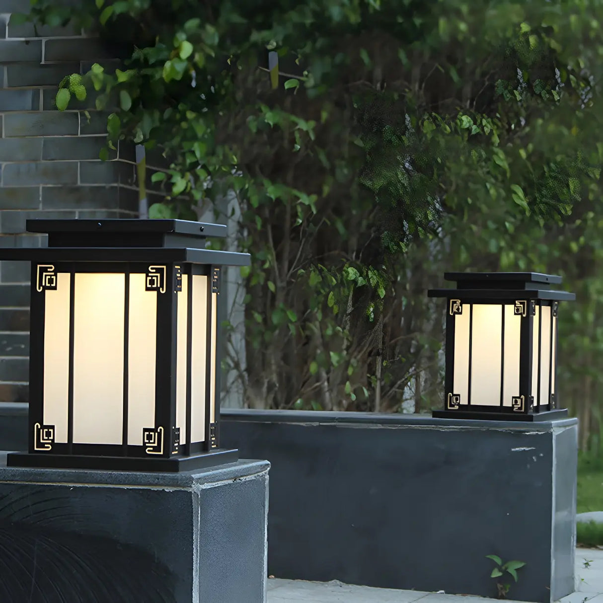 Elegant Square Metal Solar Outdoor Garden Table Lamp Image - 14