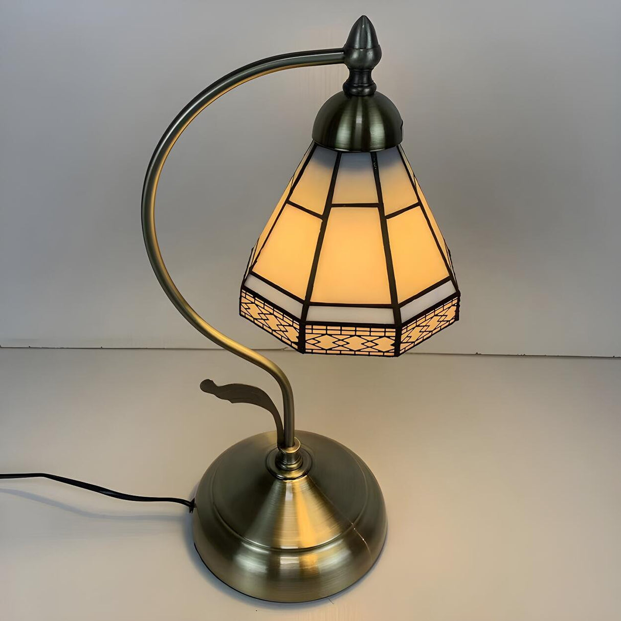 Elegant Tiffany Tapered Glass Shade Metal Table Lamp Image - 1