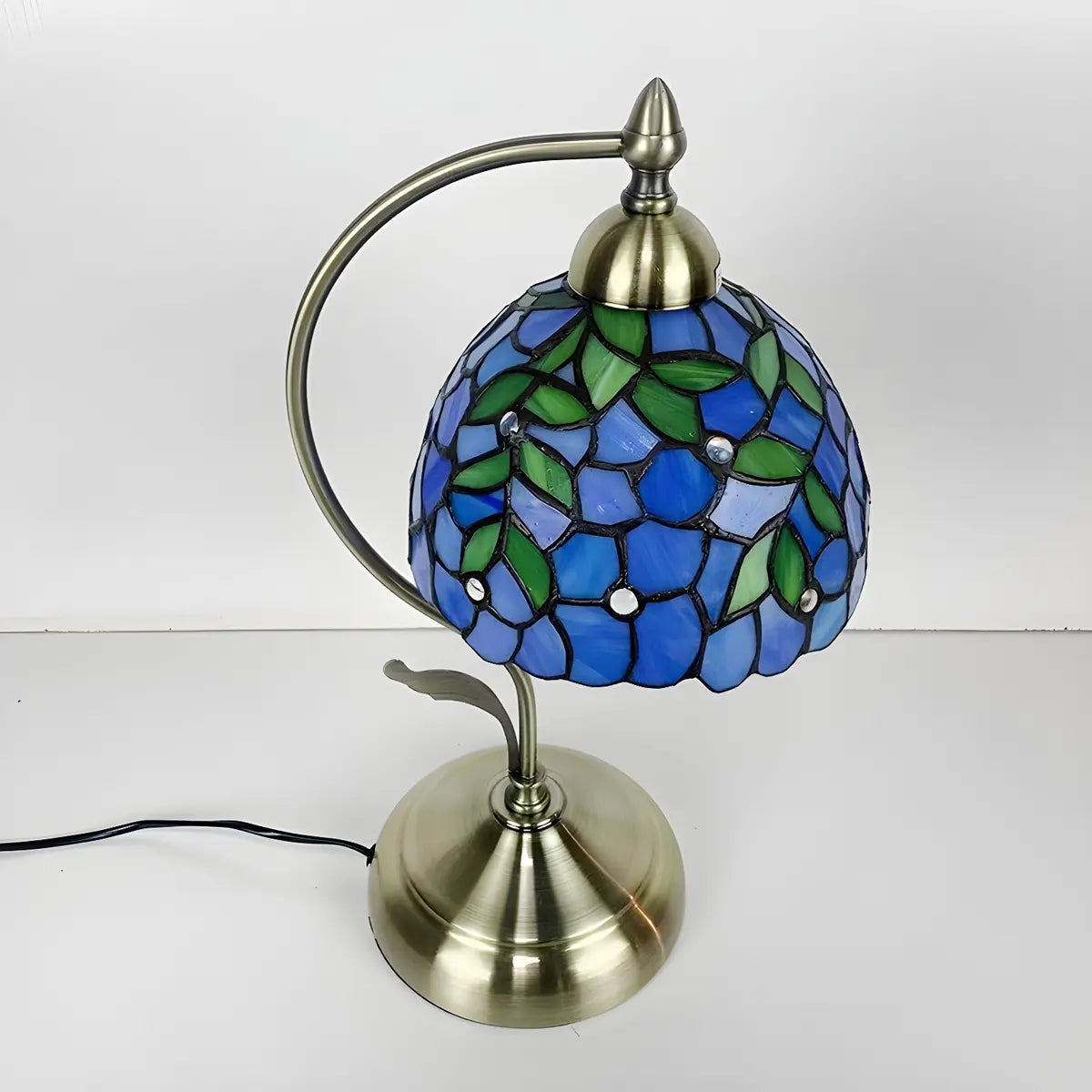 Elegant Tiffany Tapered Glass Shade Metal Table Lamp Image - 17