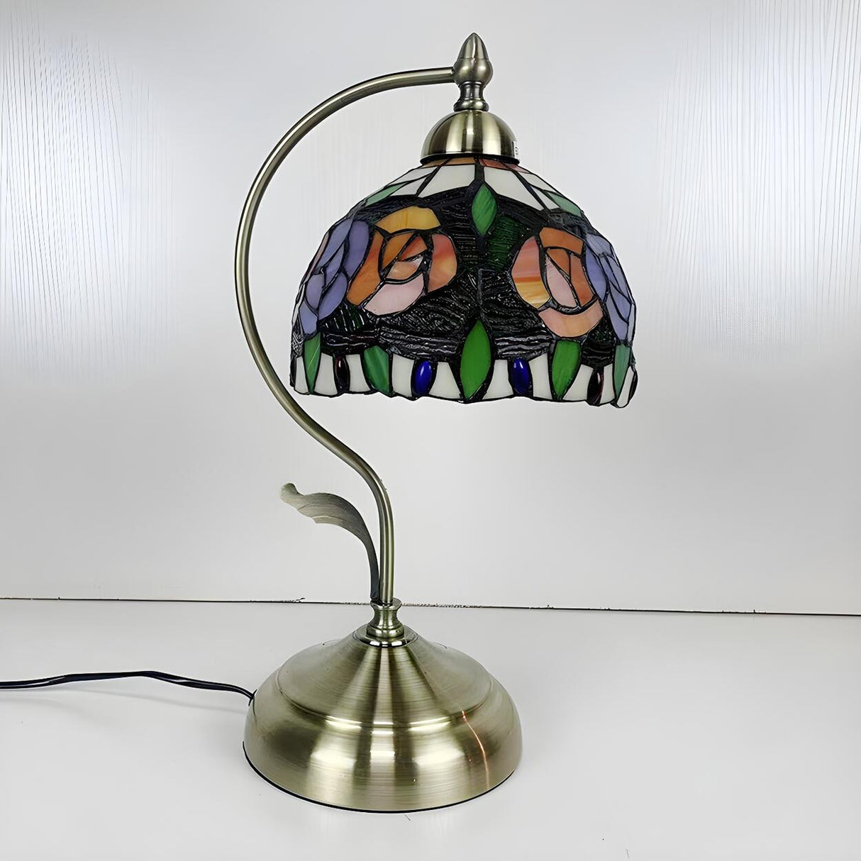 Elegant Tiffany Tapered Glass Shade Metal Table Lamp Image - 3