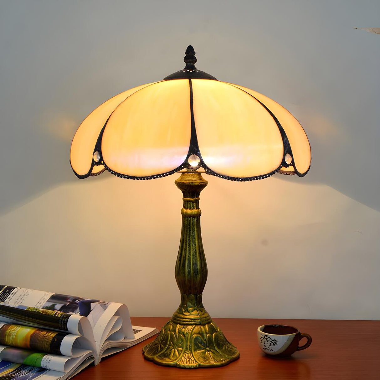 Elegant Tiffany Yellow Flower Metal Base Table Lamp Image - 1