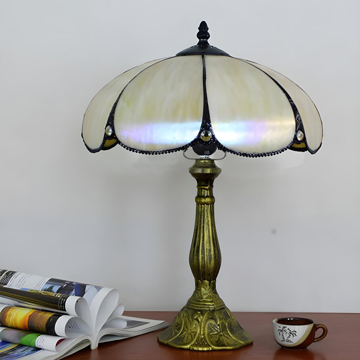 Elegant Tiffany Yellow Flower Metal Base Table Lamp Image - 3