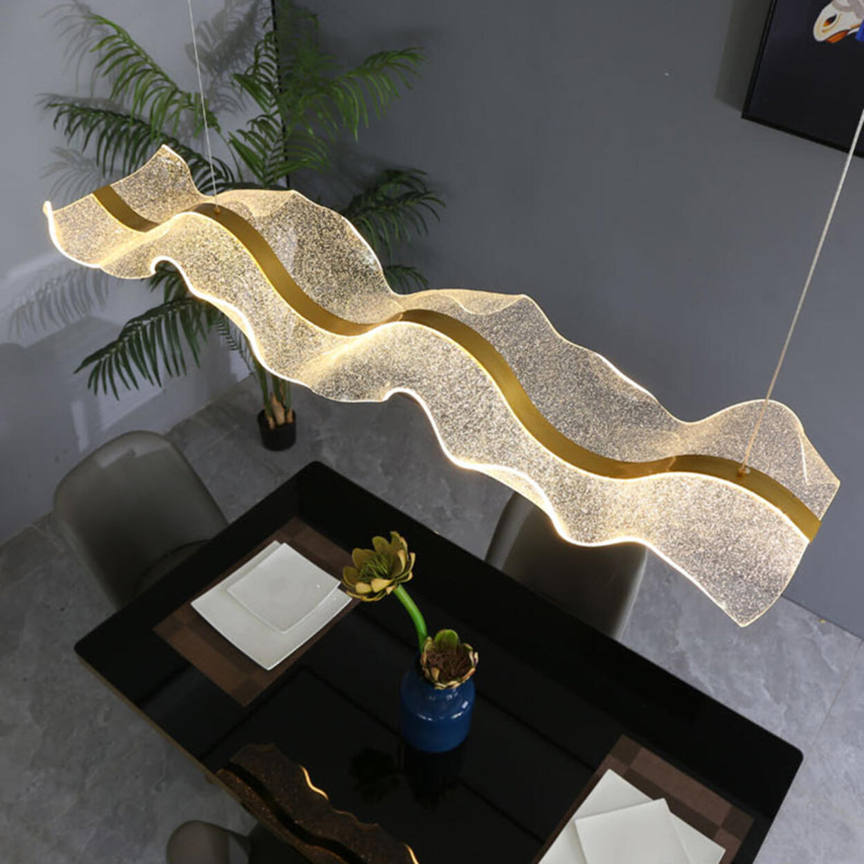 Exquisite Clear Wave Metal Island Pendant Light Image - 7