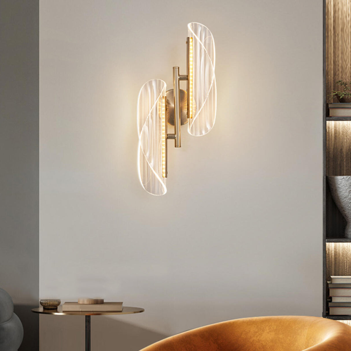 Exquisite Gold Metal Wavy LED Acrylic Wall Sconce Image - 22