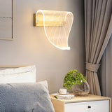 Exquisite Gold Sculptural Design Bedroom Wall Sconce Image - 4