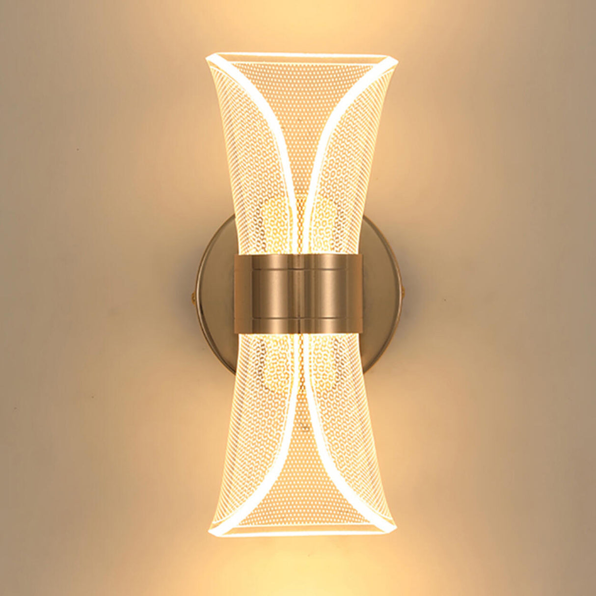 Exquisite Gold Sculptural Design Bedroom Wall Sconce Image - 9