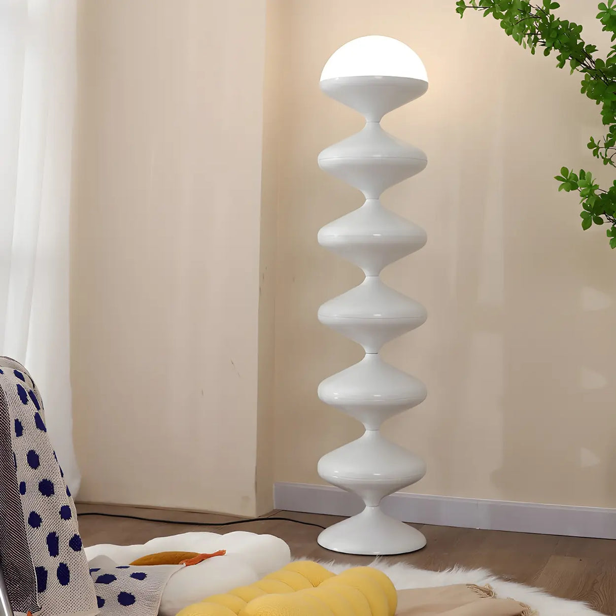 Exquisite Gourd Column Glass and Metal LED Floor Lamp Image - 7