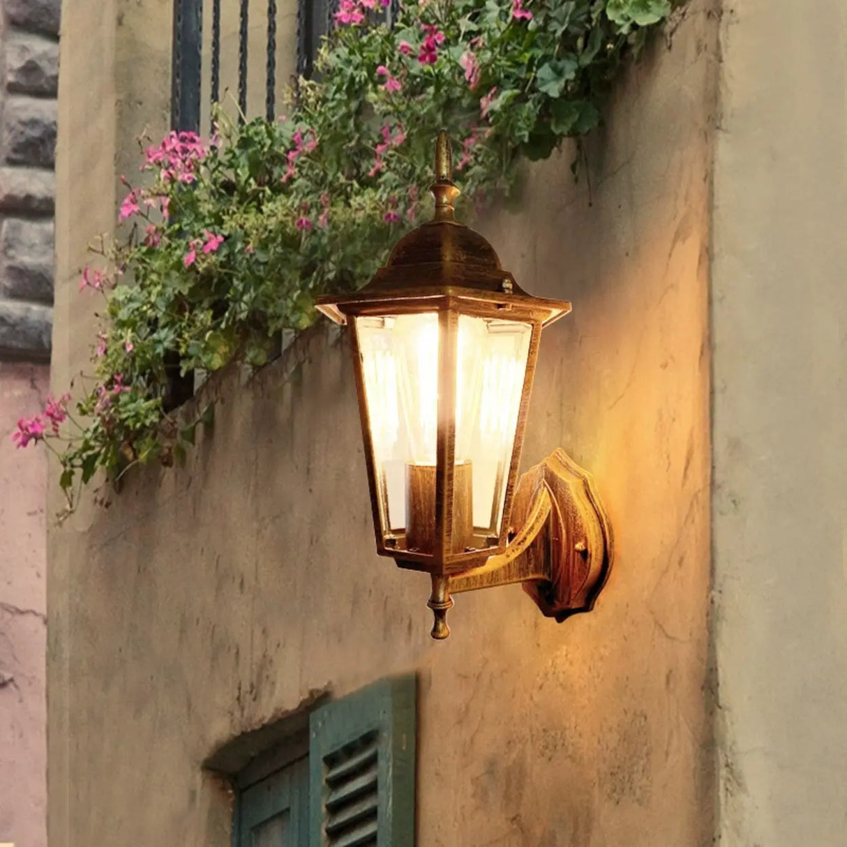 External Bronze Mini Vintage Lantern Metal Wall Lamp Image - 2