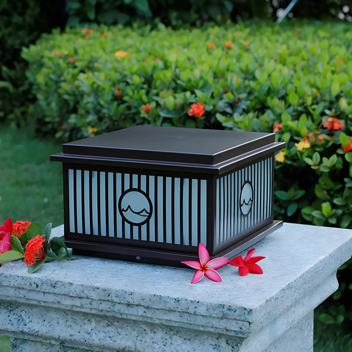 Fashion Solar Striped Square Lantern Outdoor Lamp Black Image - 12