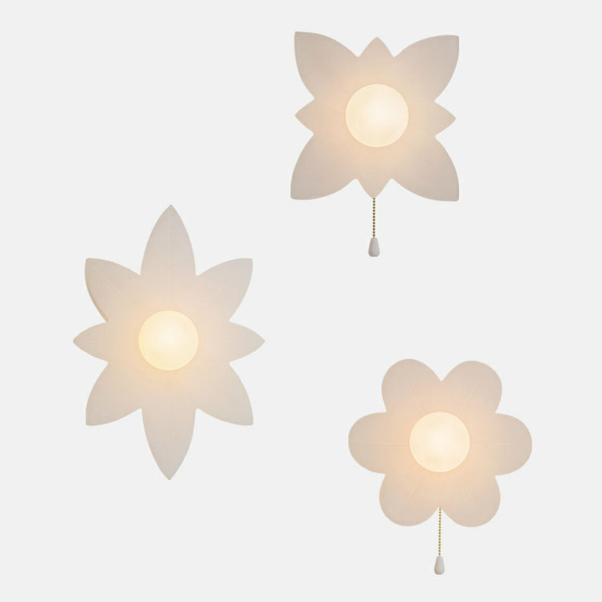 Flower-Shaped Wall Sconce with Pull Chain Switch Image - 6