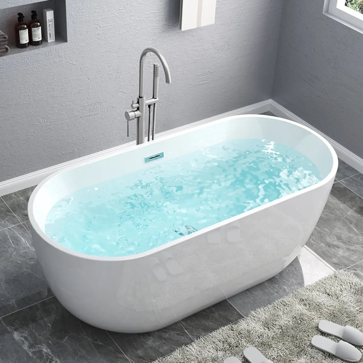 Freestanding Oval Lucite White Acrylic Bathtub Image - 9