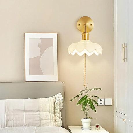 Gold Flower Bedside Wall Sconce with Pull Chain Image - 1