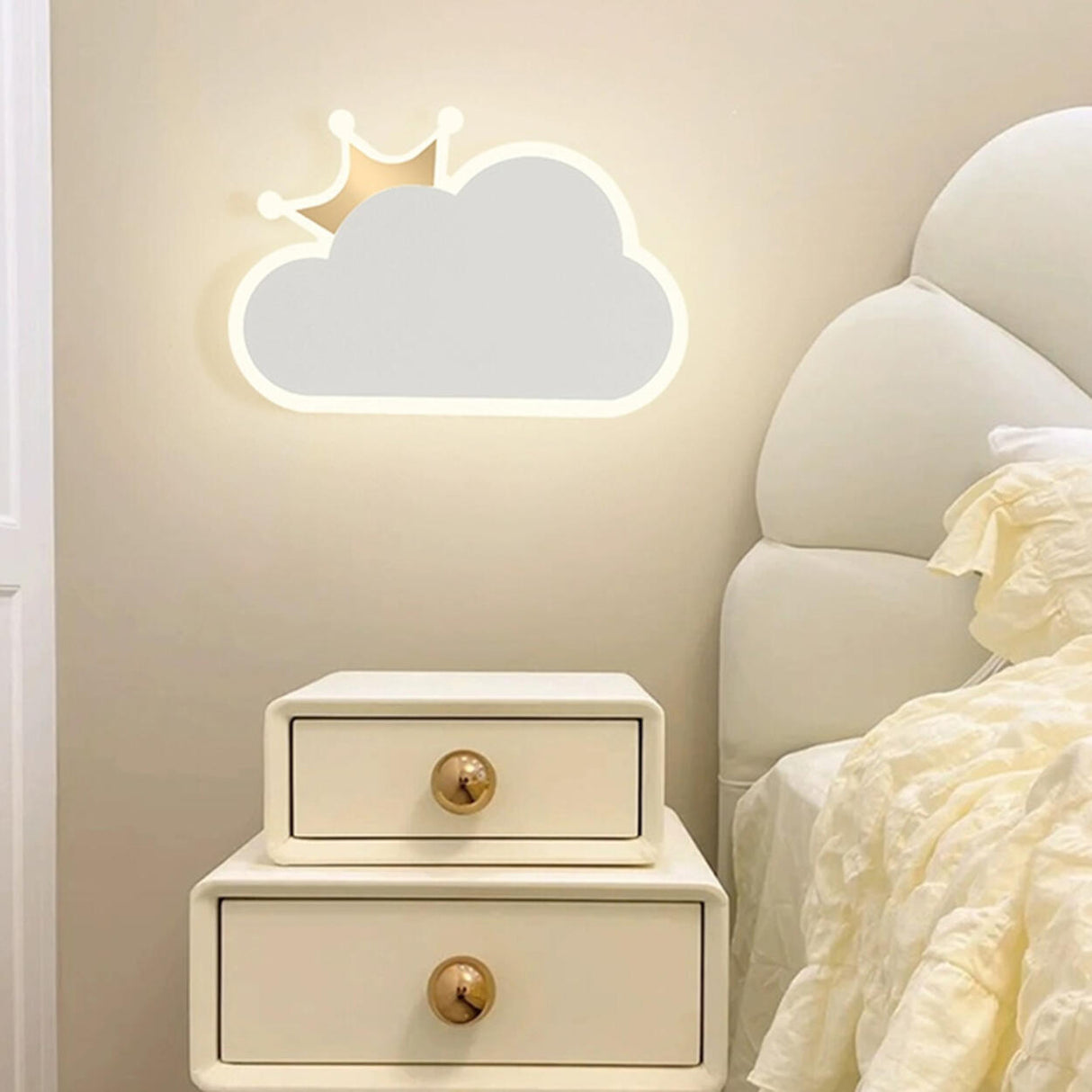 Kid‘’s Room Cute Cloud-Shaped LED Wall Light Image - 17