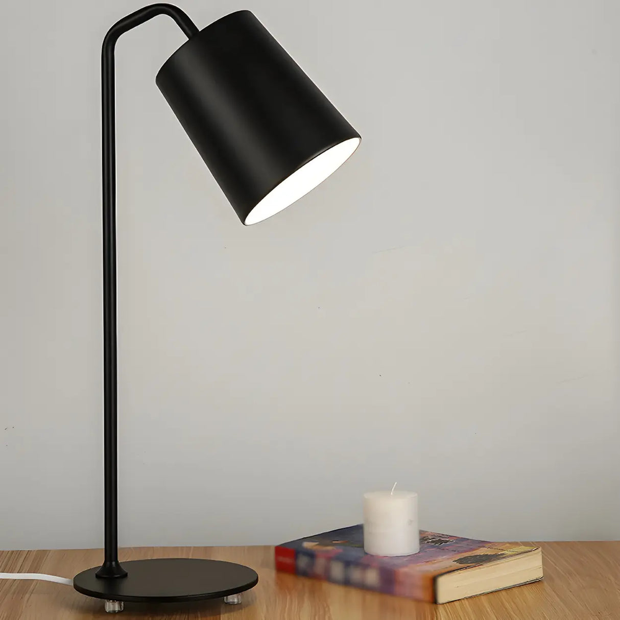 Kids Room Nordic Minimalist Black Metal Table Lamp Image - 1