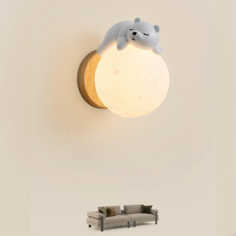 Kids' Room Cute Bear-Themed Wood Globe Wall Sconce Image - 1