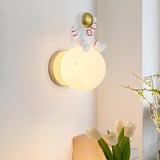 Kids' Room Cute Bear-Themed Wood Globe Wall Sconce Image - 6