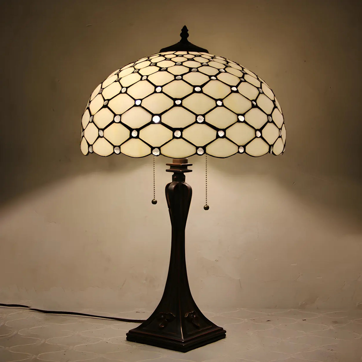 Living Room Vintage Tiffany Stained Glass Table Lamp Image - 11