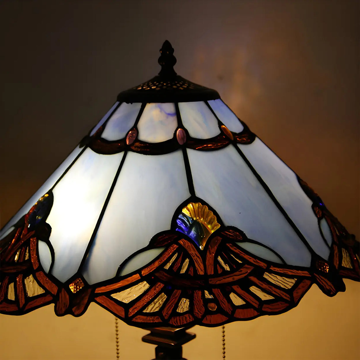 Living Room Vintage Tiffany Stained Glass Table Lamp Image - 8