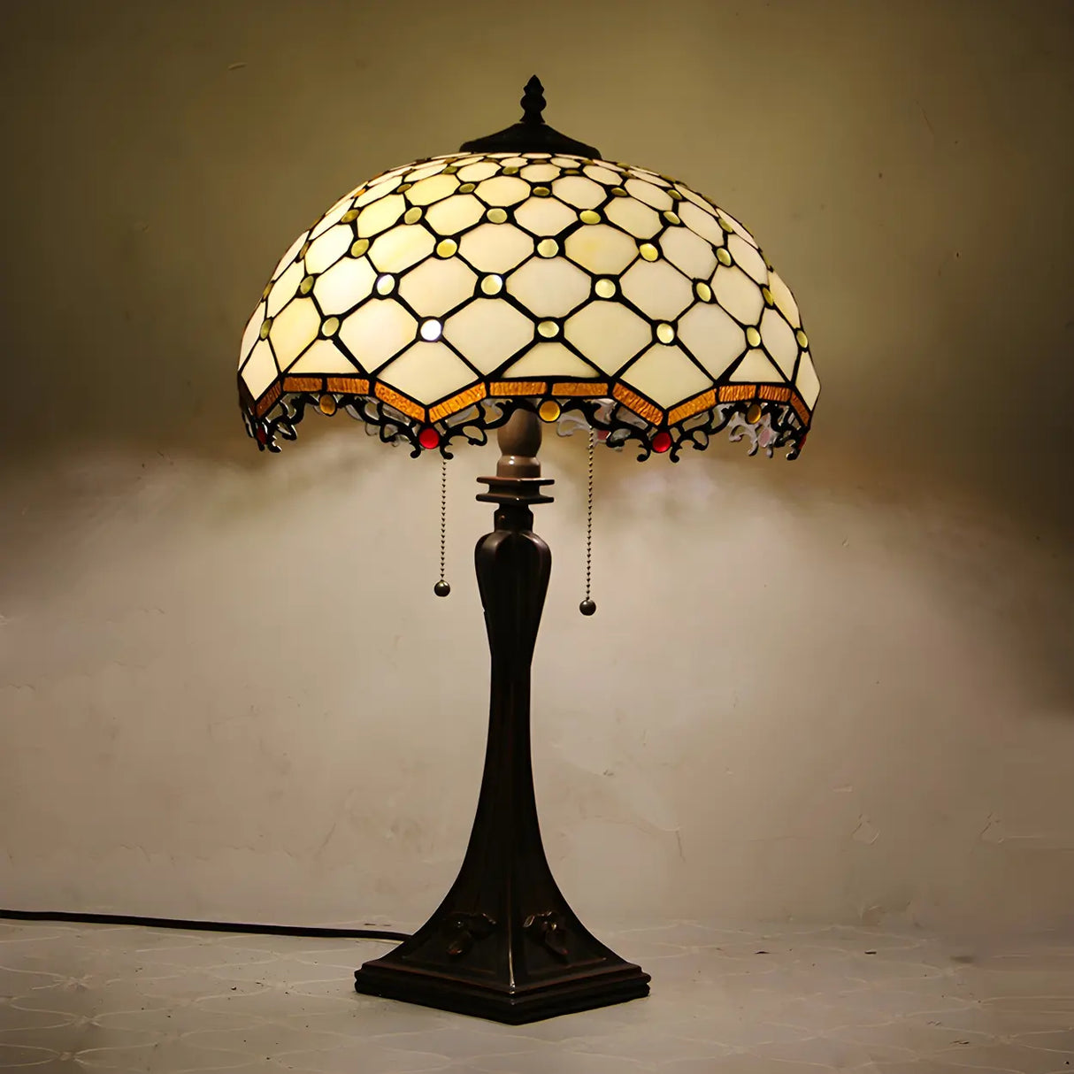 Living Room Vintage Tiffany Stained Glass Table Lamp Image - 9