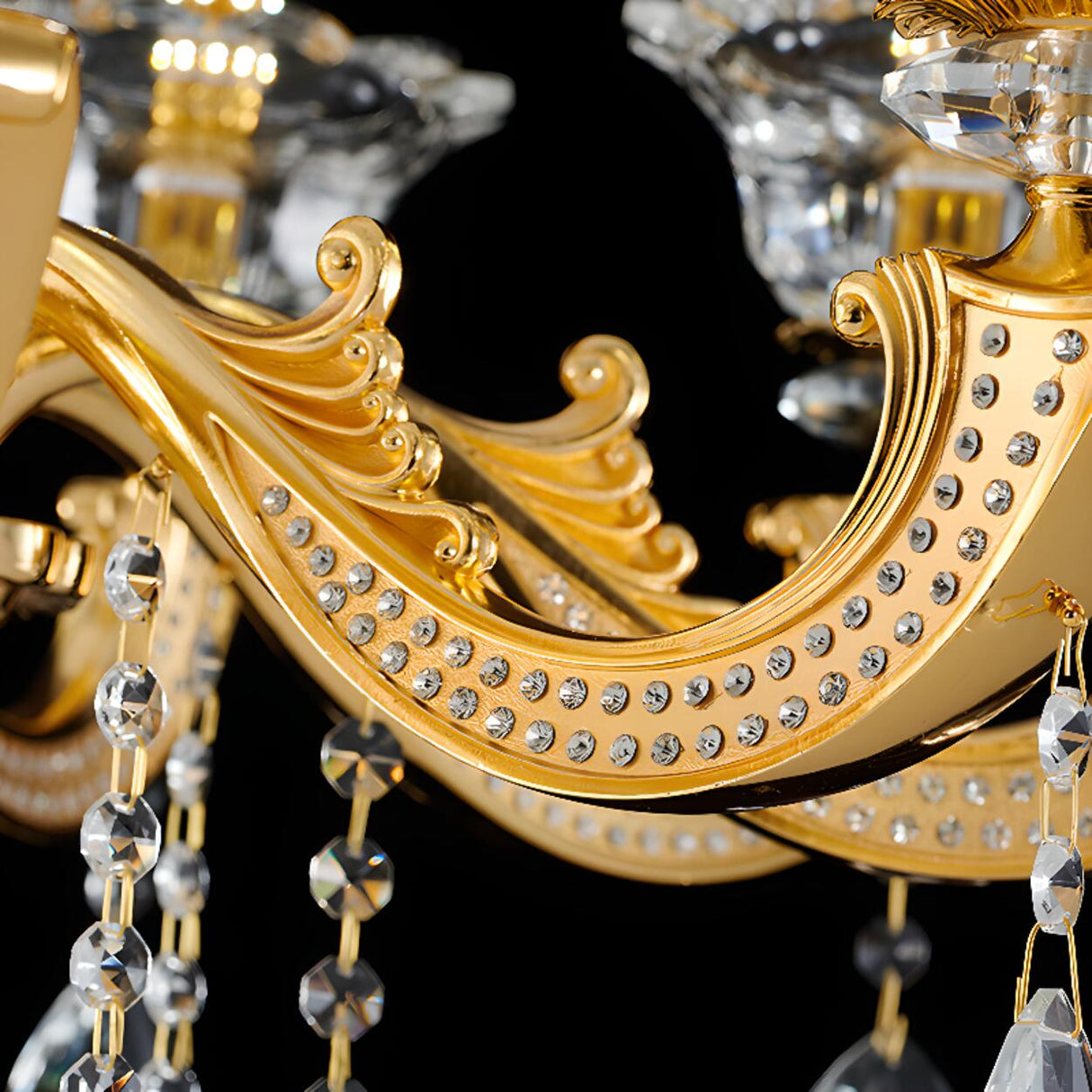 Luxurious Grand Golden Crystal Chandelier Image - 13