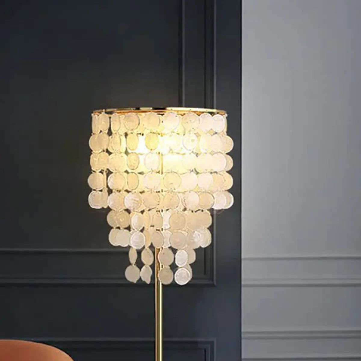 Luxurious Hanging Shell Golden Base LED Floor Lamp Image - 10