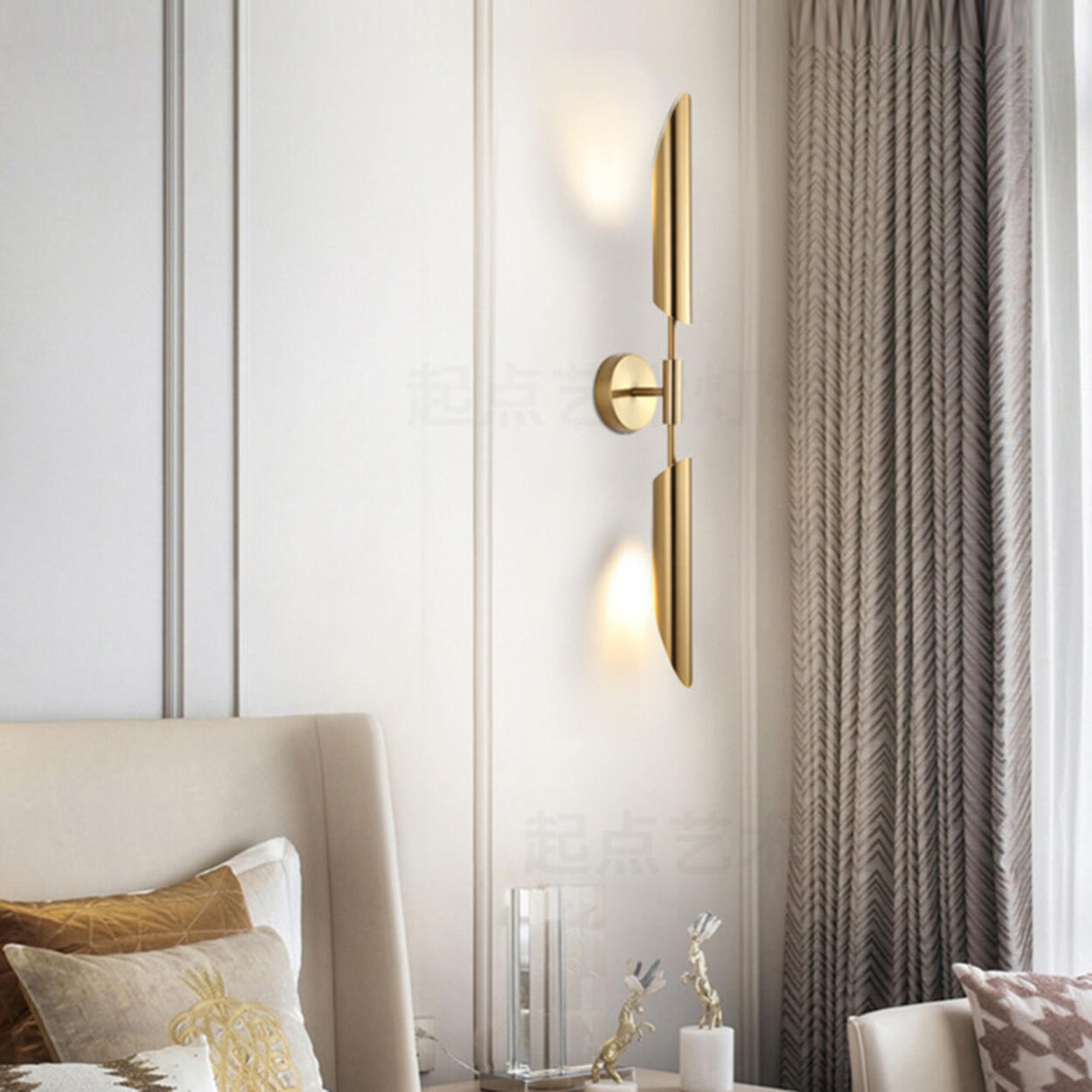 Luxury Crystal Cylinder Gold Bedroom Wall Sconce Image - 7