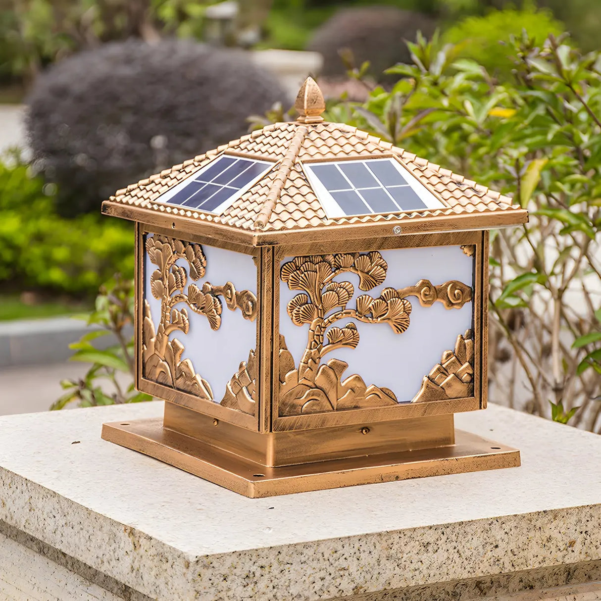 Luxury Gold Carved Solar Outdoor Garden Table Lamp Image - 4