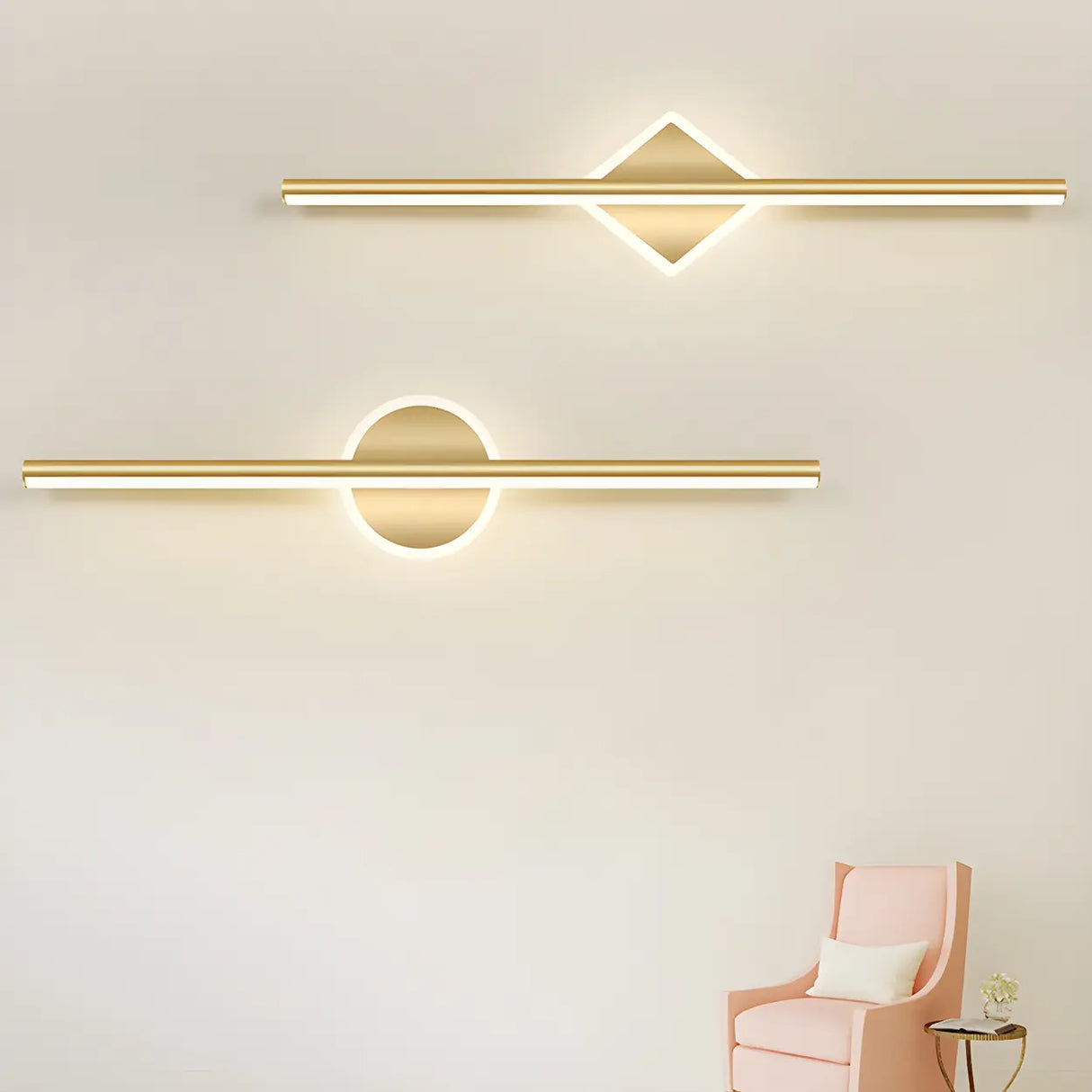 Luxury Gold Geometric Decor Linear Metal Vanity Light Image - 1