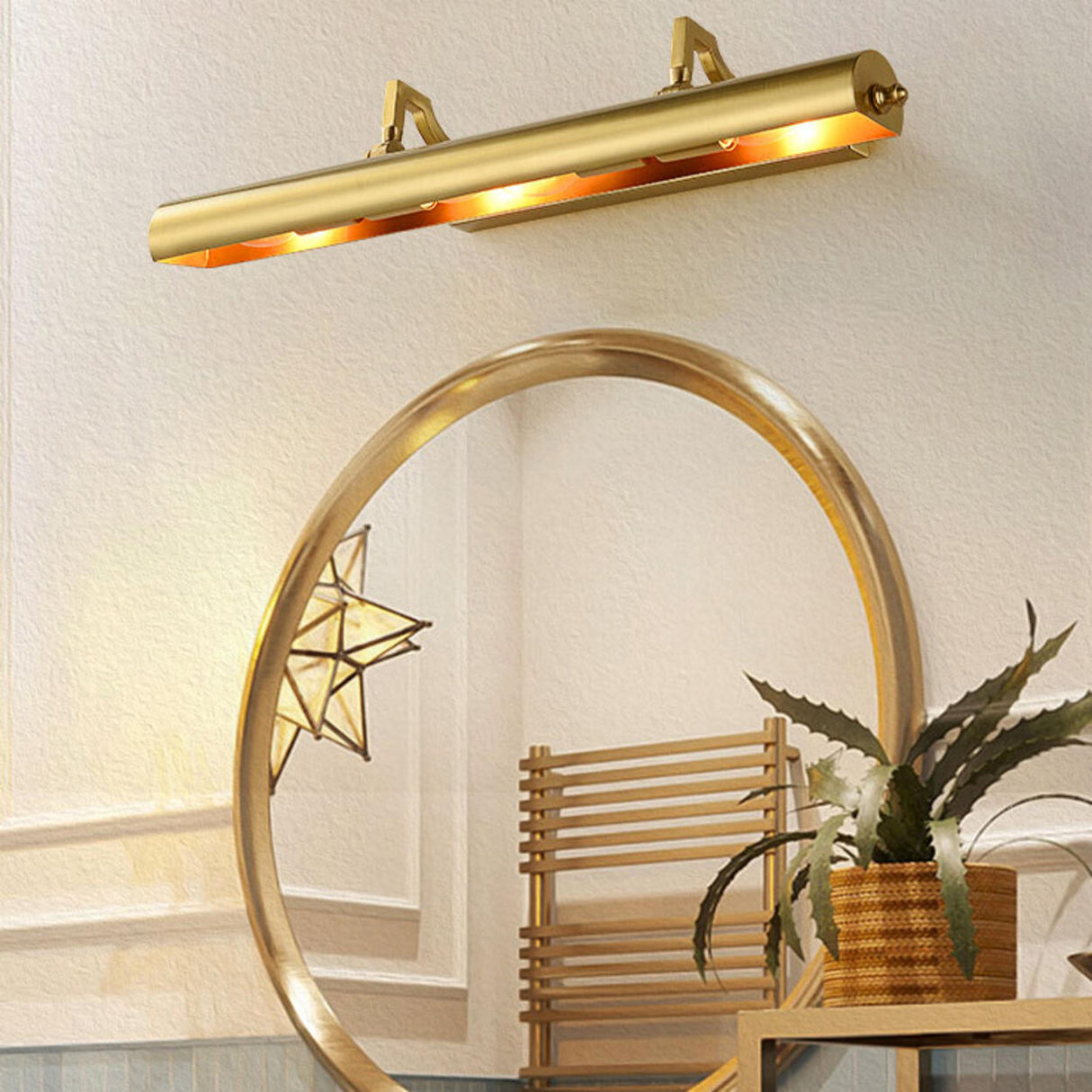 Luxury Gold Geometric LED Bathroom Vanity Light Image - 1